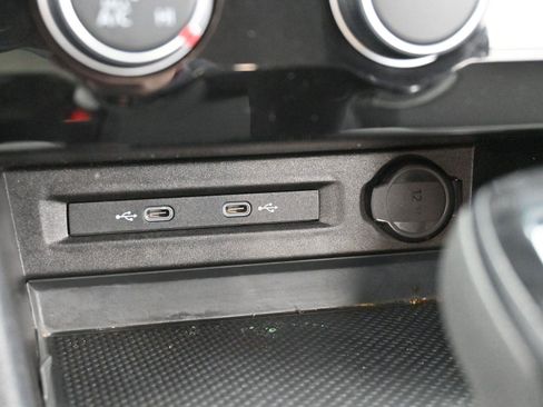 Used 2023 Volkswagen Taos S image 23