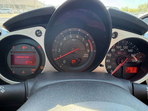 Used 2013 Nissan 370Z Touring w/ Sport Pkg RWD image 14