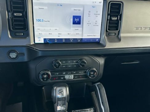 Used 2023 Ford Bronco Outer Banks image 22
