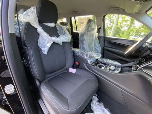 Used 2023 Jeep Grand Cherokee L Laredo w/ Luxury Tech Group I image 15