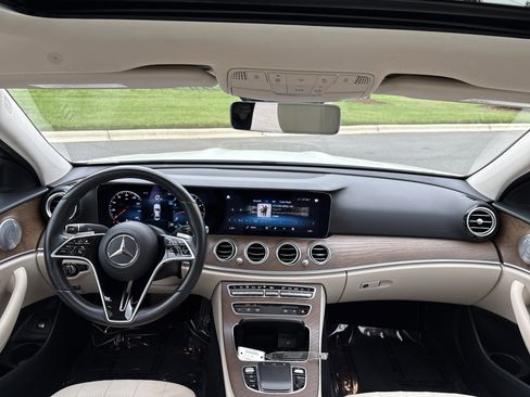 Used 2021 Mercedes-Benz E 350 4MATIC Sedan w/ Premium Package image 21