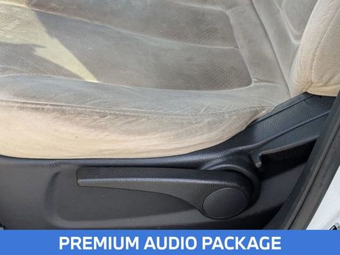 Used 2008 Hyundai Santa Fe GLS FWD image 16