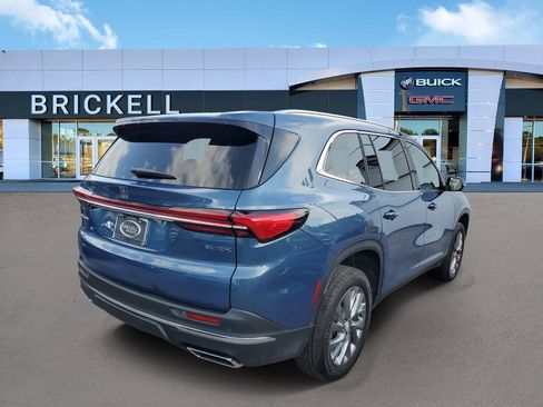 Used 2025 Buick Enclave Preferred w/ Power Package FWD image 3