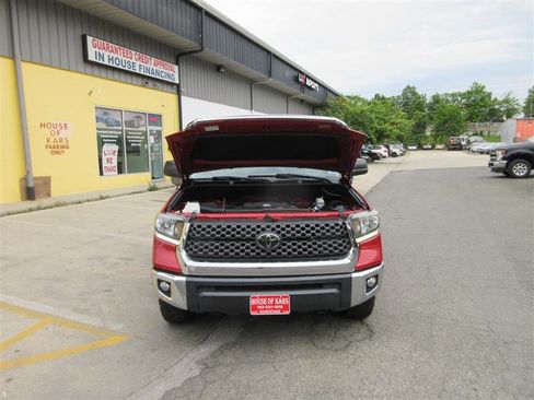 Used 2018 Toyota Tundra SR5 AWD/4WD image 28