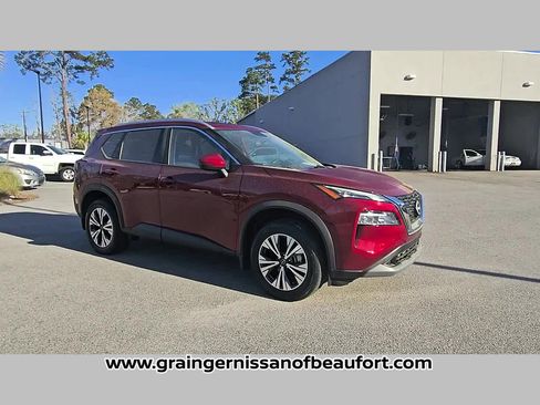 Used 2023 Nissan Rogue SV w/ SV Premium Package image 17