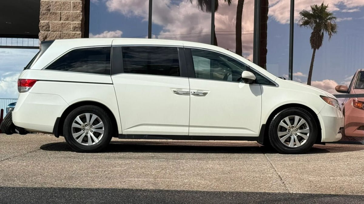 Used 2016 Honda Odyssey EX image 15