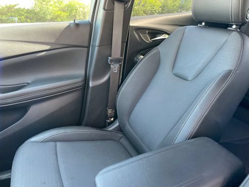 Used 2025 Buick Encore GX Preferred FWD image 16