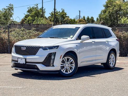 Certified 2024 Cadillac XT6 Luxury w/ LPO, Floor Liner Package FWD image 1