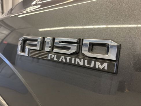 Used 2015 Ford F150 Platinum w/ Equipment Group 701A Luxury image 39