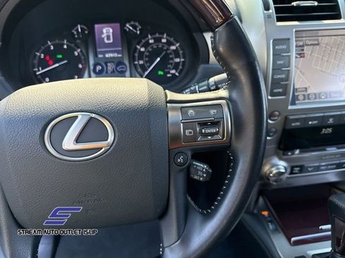 Used 2019 Lexus GX 460 image 37