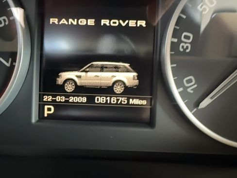 Used 2012 Land Rover Range Rover Sport HSE AWD/4WD image 7