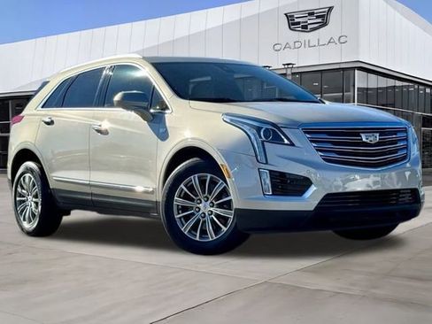 Used 2017 Cadillac XT5 Luxury w/ Driver Awareness Package image 2