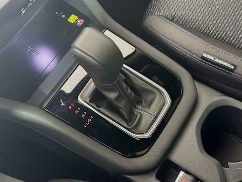 Used 2025 Subaru Forester Premium w/ Convenience Package #1 image 19