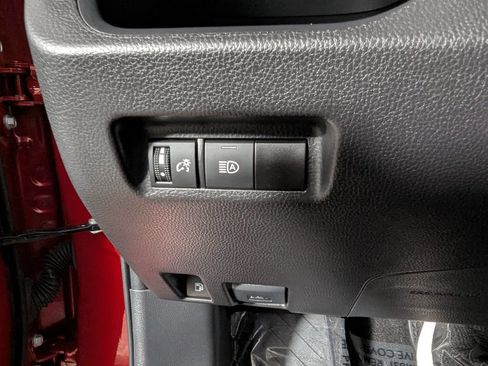 Certified 2025 Toyota RAV4 LE image 30