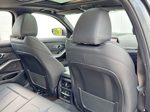 Used 2021 BMW 330i Sedan w/ Convenience Package image 39