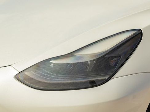 Used 2022 Tesla Model 3 image 15