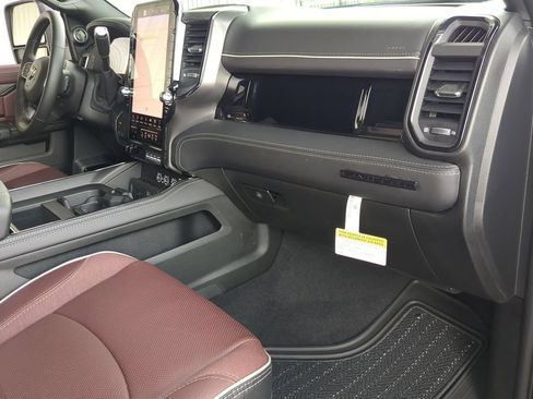 New 2026 RAM 2500 Limited AWD/4WD image 21