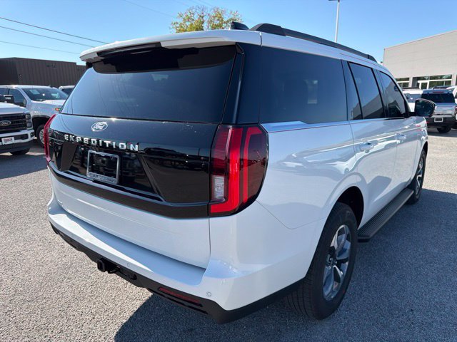 New 2027 Ford Expedition Active RWD image 5
