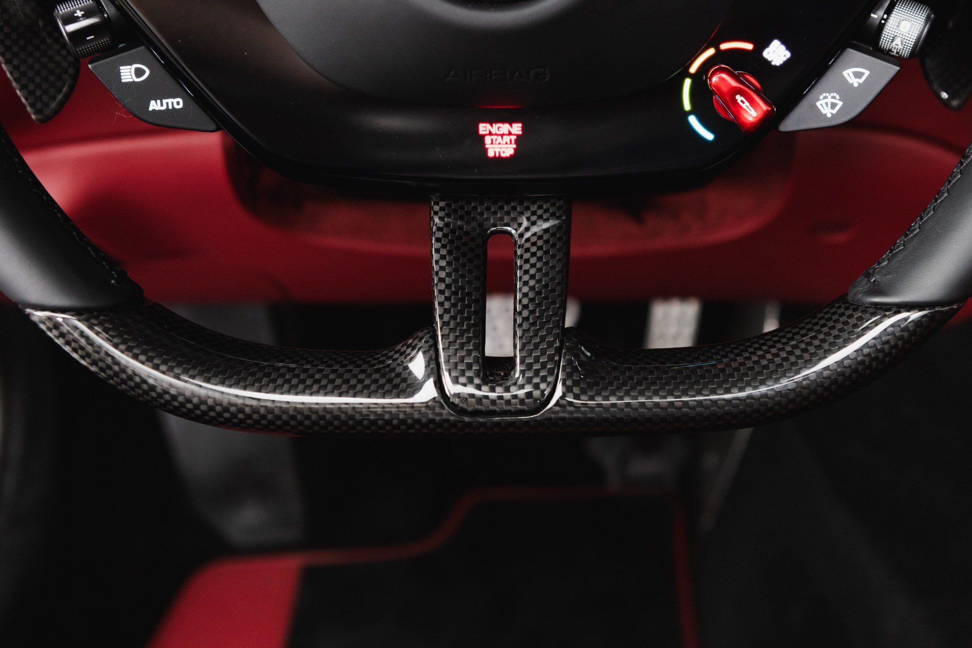 Certified 2024 Ferrari Roma Spider RWD image 82