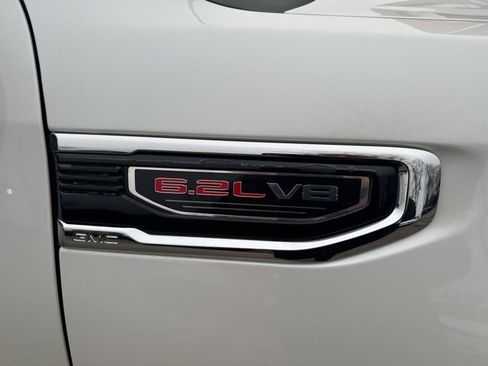 Used 2021 GMC Sierra 1500 Denali w/ Denali Ultimate Package image 9