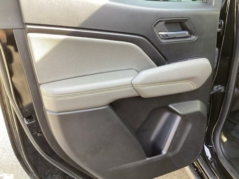 Used 2023 Chevrolet Colorado ZR2 w/ ZR2 Convenience Package III image 14