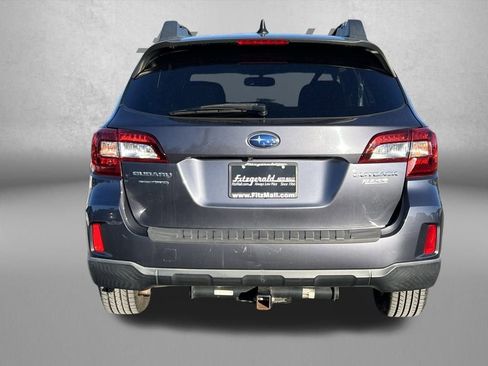 Used 2017 Subaru Outback 2.5i Premium image 6