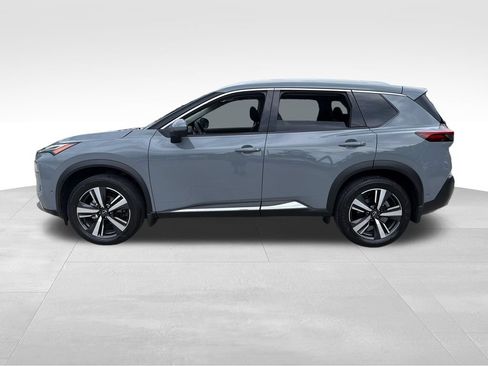 Certified 2023 Nissan Rogue Platinum w/ Platinum Premium Package FWD image 4