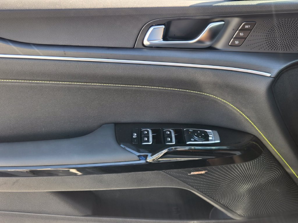 New 2027 Kia K5 GT w/ GT1 Package FWD image 16