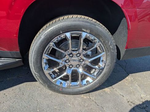 New 2026 GMC Yukon XL Elevation image 23