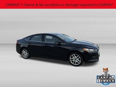 Used 2013 Ford Fusion SE FWD image 3