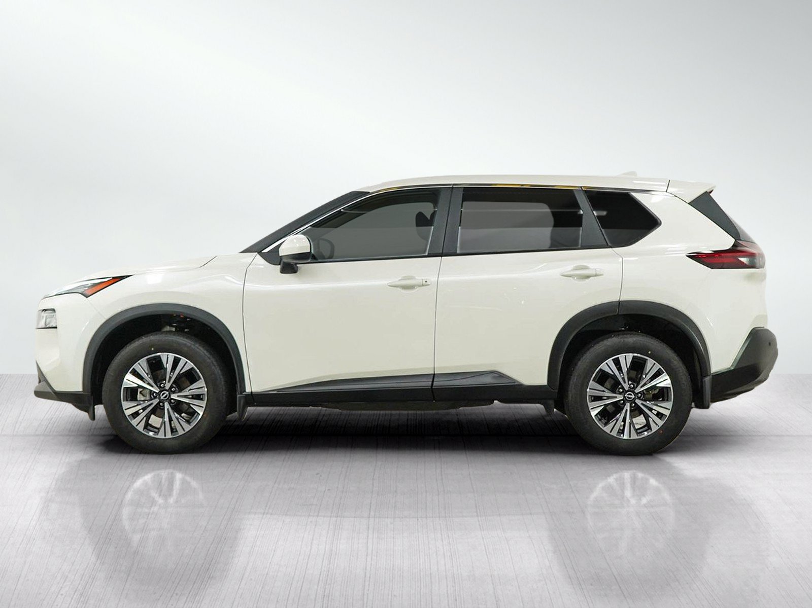 Used 2023 Nissan Rogue SV AWD/4WD image 2