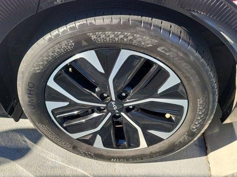 Used 2022 Kia EV6 Wind image 8