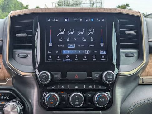 Used 2022 RAM 1500 Limited w/ Body Color Bumper Group AWD/4WD image 20