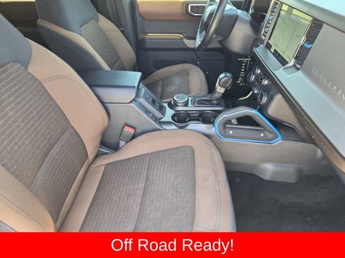 Used 2022 Ford Bronco Outer Banks AWD/4WD image 17