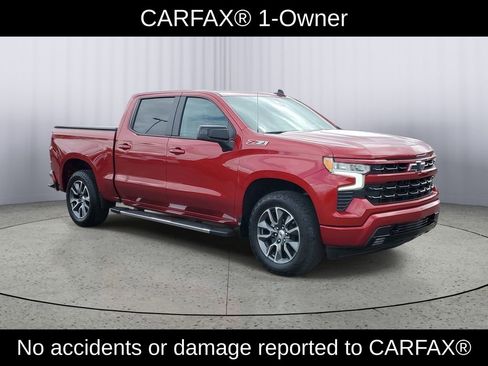 Used 2023 Chevrolet Silverado 1500 RST w/ Convenience Package II AWD/4WD image 2