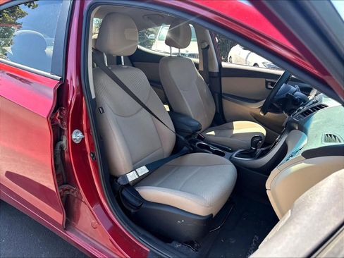 Used 2016 Hyundai Elantra SE w/ Option Group 02 FWD image 28