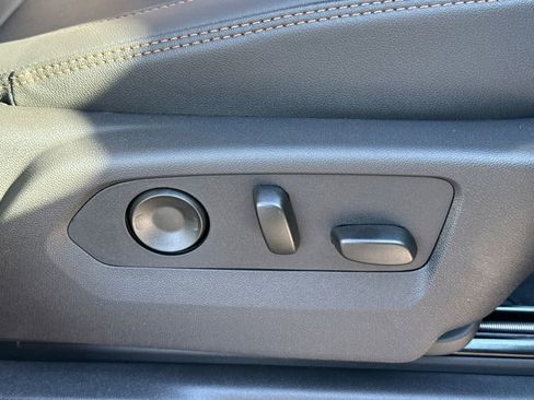 New 2026 GMC Sierra 2500 AT4 image 42