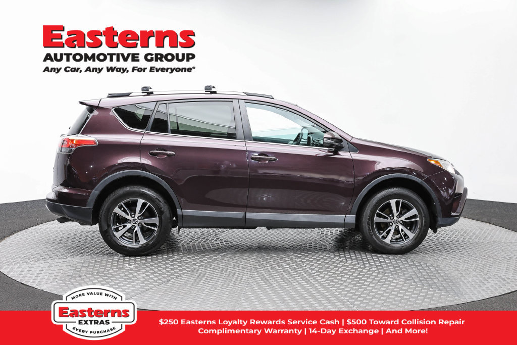 Used 2016 Toyota RAV4 XLE w/ Convenience Package AWD/4WD image 5