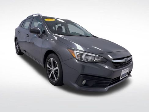 Used 2022 Subaru Impreza 2.0i Premium AWD/4WD image 2