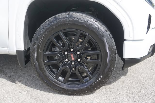 Used 2025 GMC Sierra 1500 Elevation w/ LPO, Elevation Black Package AWD/4WD image 20