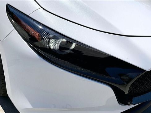 New 2026 MAZDA MAZDA3 2.5 S Hatchback w/ Premium Pkg FWD image 29