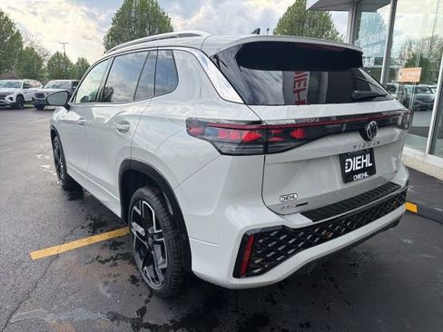 New 2026 Volkswagen Tiguan SEL R-Line AWD/4WD image 6
