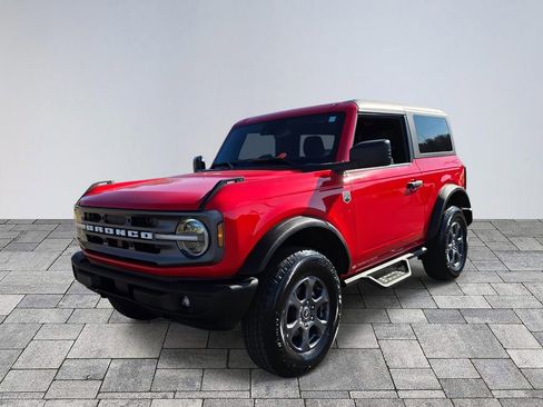 Used 2024 Ford Bronco Big Bend image 3