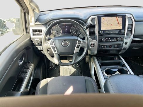 Used 2020 Nissan Titan SV w/ SV Convenience Package RWD image 22