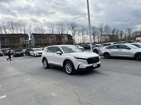 Used 2025 Honda CR-V EX-L image 2