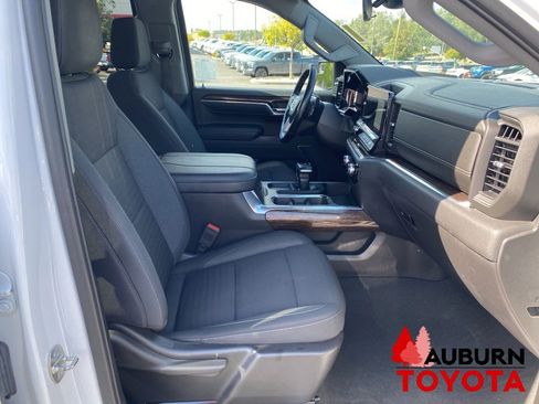Used 2023 GMC Sierra 1500 Elevation AWD/4WD image 13