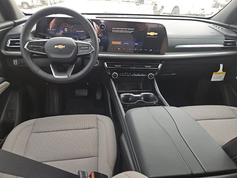 New 2026 Chevrolet Traverse LT w/ Driver Confidence Package image 12