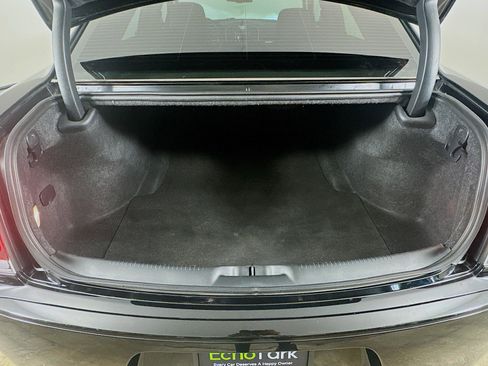 Used 2019 Chrysler 300 Touring w/ Sport Appearance Package image 27