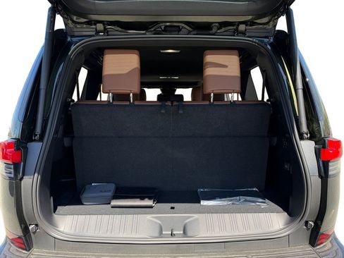 New 2026 Lexus GX 550 image 10
