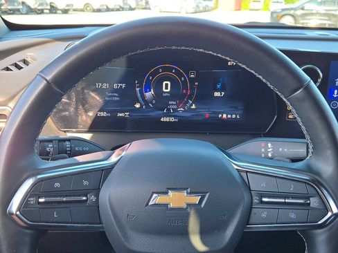 Used 2024 Chevrolet Traverse LT AWD/4WD image 35
